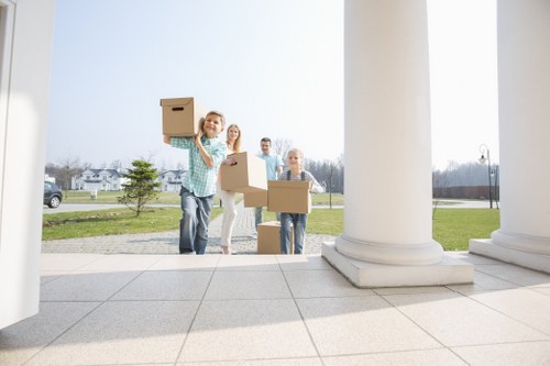 Expert packing and safe transportation services capturing a seamless move